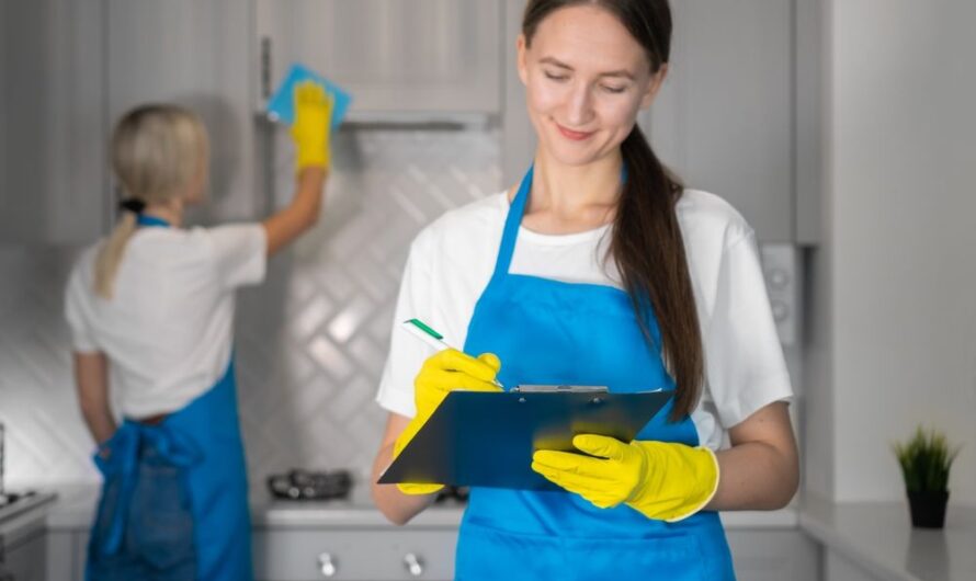 🧹Cleaning Staff & Janitor Jobs in Italy 2026 (Visas, Salary & Top Companies) Complete Guide